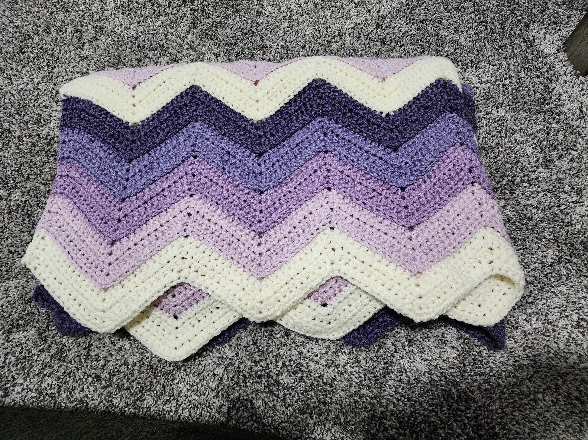 Crochet purple chevron blanket